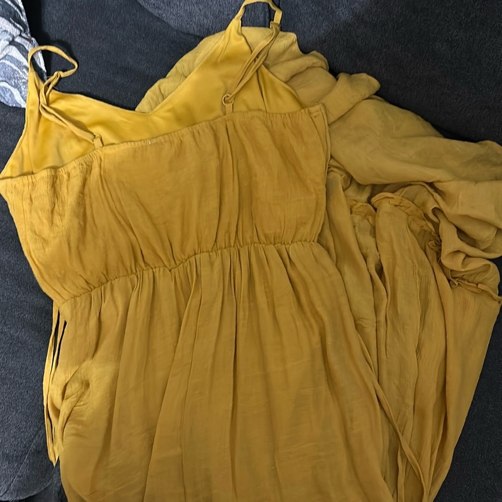 Women’s dress